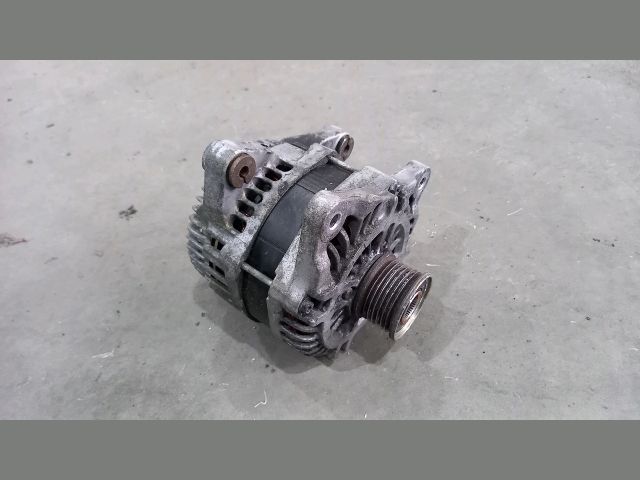 bontott RENAULT MASTER Generátor